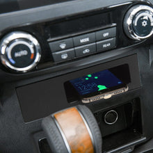 Load image into Gallery viewer, Wireless Charging Panel Wireless Charger for For Mitsubishi Pajero V97 V93 V87 V98 V95 Pajero Car Phone USB Battery Charging Units