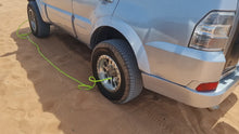 Load and play video in Gallery viewer, 4-Tire Inflation &amp; Deflation System with Flexzilla® Hose
